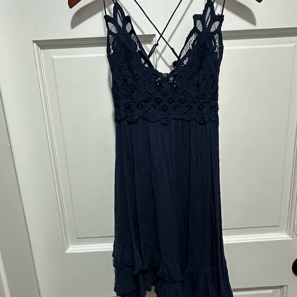 FREE PEOPLE FP ONE 'Adella' Slip Mini Dress in NAVY - XS - Picture 2 of 4